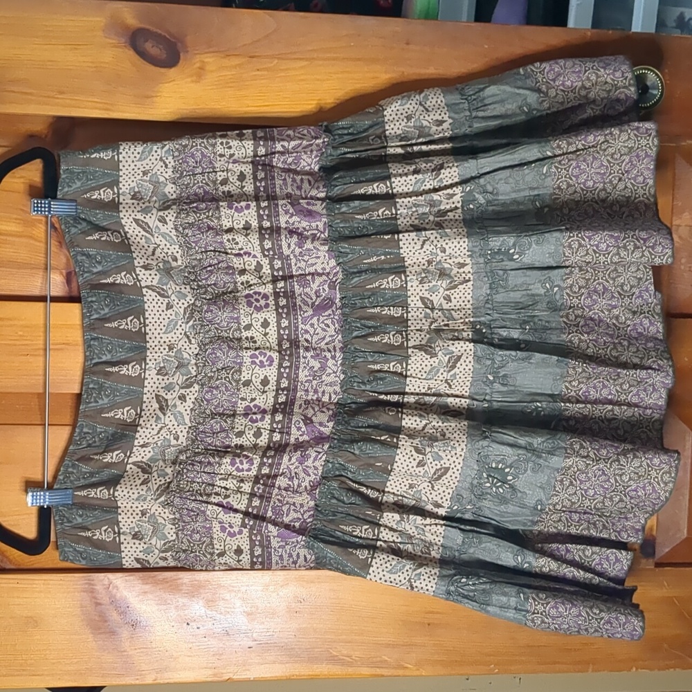 MISS CHIEVOUS* full layered lined cotton slip on beautiful coloured skirt sz. L